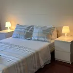 Δωμάτια σε οικογενειακή κατοικία Casa Flores Amora