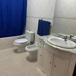 Δωμάτια σε οικογενειακή κατοικία Casa Flores Amora