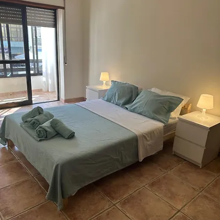 Δωμάτια σε οικογενειακή κατοικία Casa Flores Amora